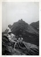 1962_Young_Prestons-10