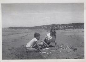 1962_Young_Prestons-12