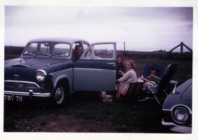 1962_Young_Prestons-43