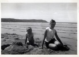 1962_Young_Prestons-6