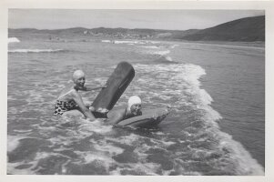 1962_Young_Prestons-7